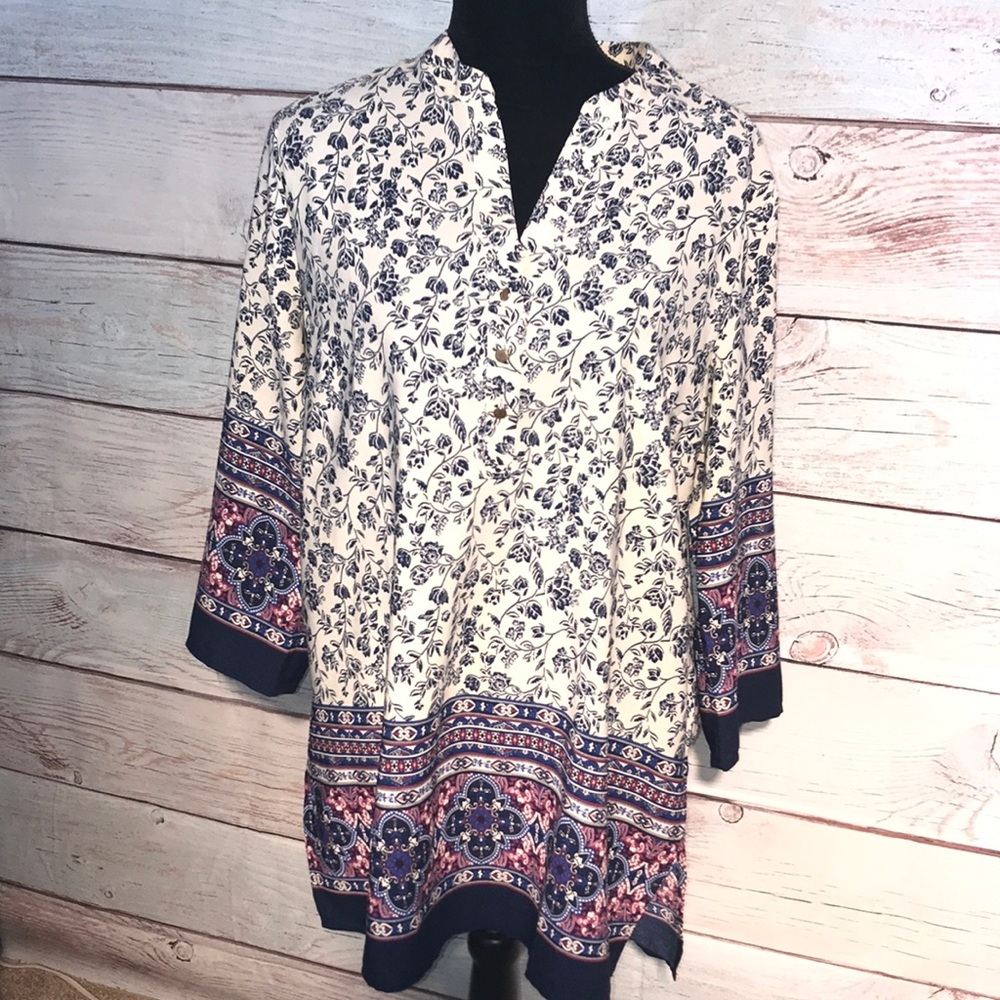 Misia Tunic top.  Beautiful colors white and purple. Feminine. Long sleeve
